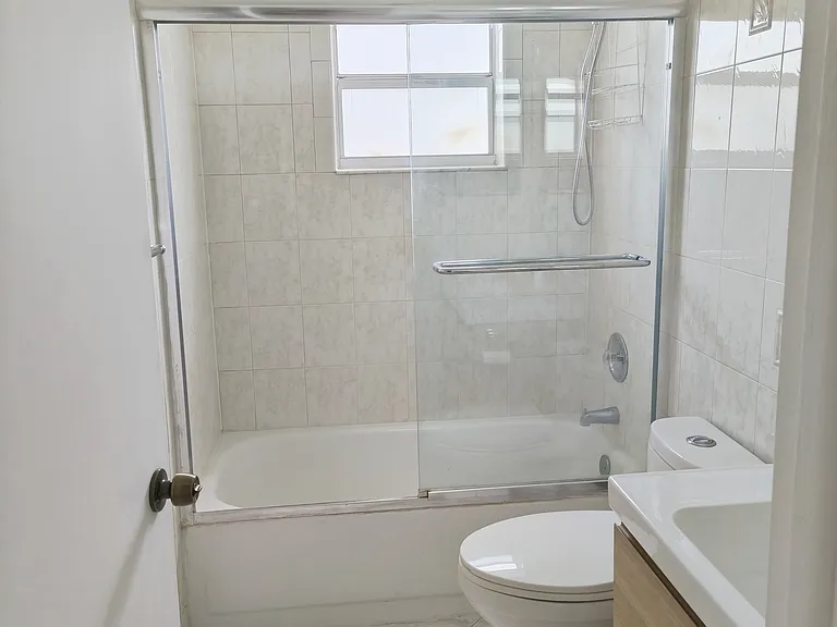122 Normandy Ln #122 — Photo 15