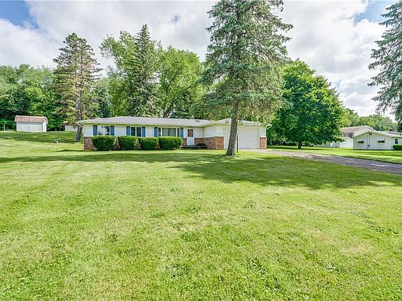 4th image of 961 Thierry Ave