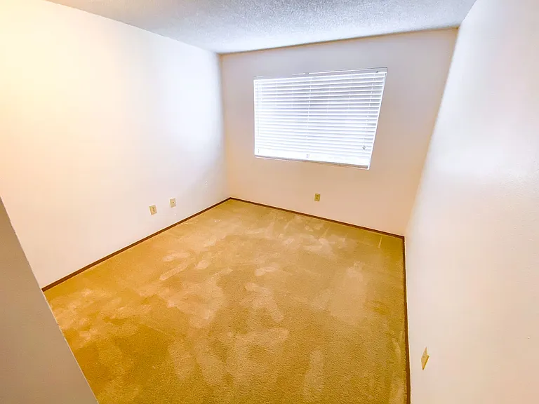 Twin Cedars Apartments — Photo 19