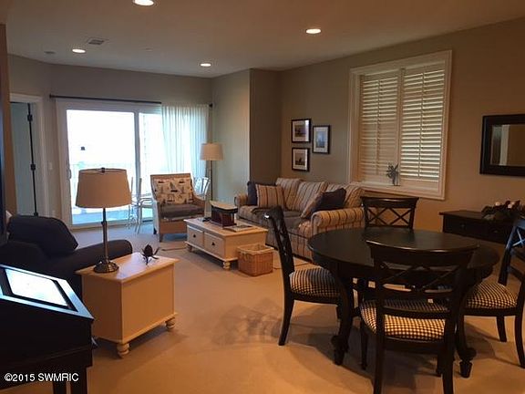 3rd image of 251 Lakeside Dr #33
