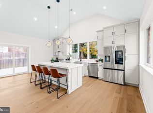 717 Stelwood Rd, Philadelphia, PA 19115