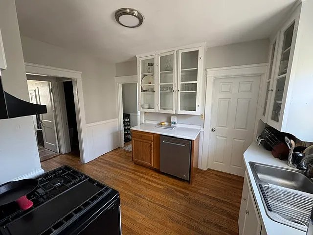 105 Butler Ave #107 — Photo 9