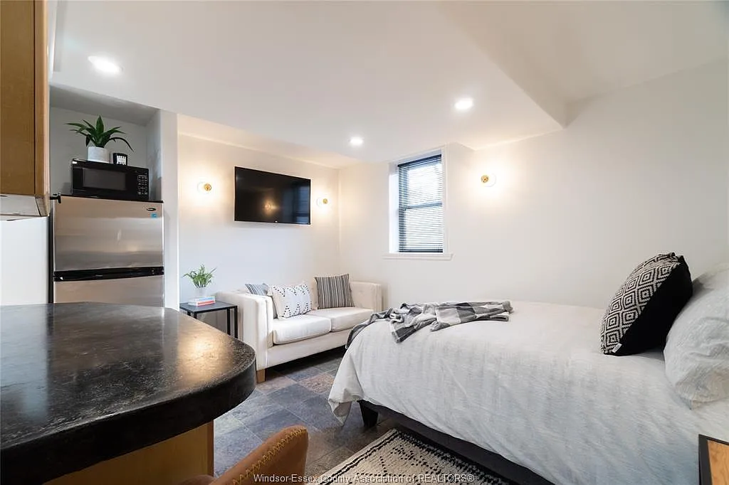 1 bed, $1,550 — Photo 3