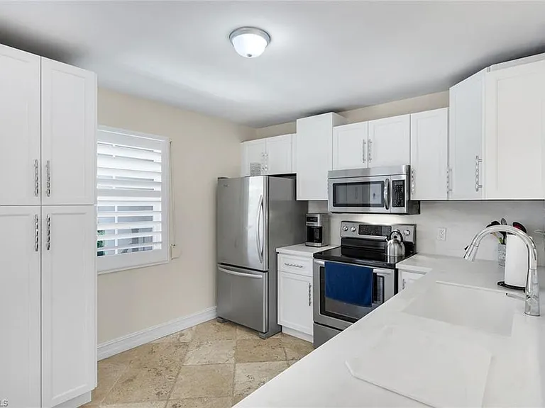 4200 Belair Ln #316 — Photo 4