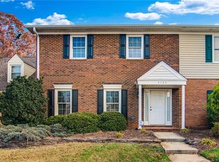 3720 Moss Creek Dr, Greensboro, NC 27410