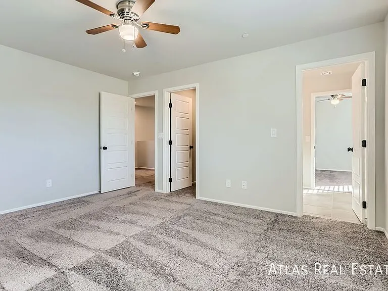4479 Sapphire Moon Ave — Photo 20