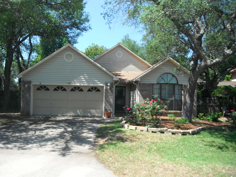 1st image of 404 Parkwood Pl
