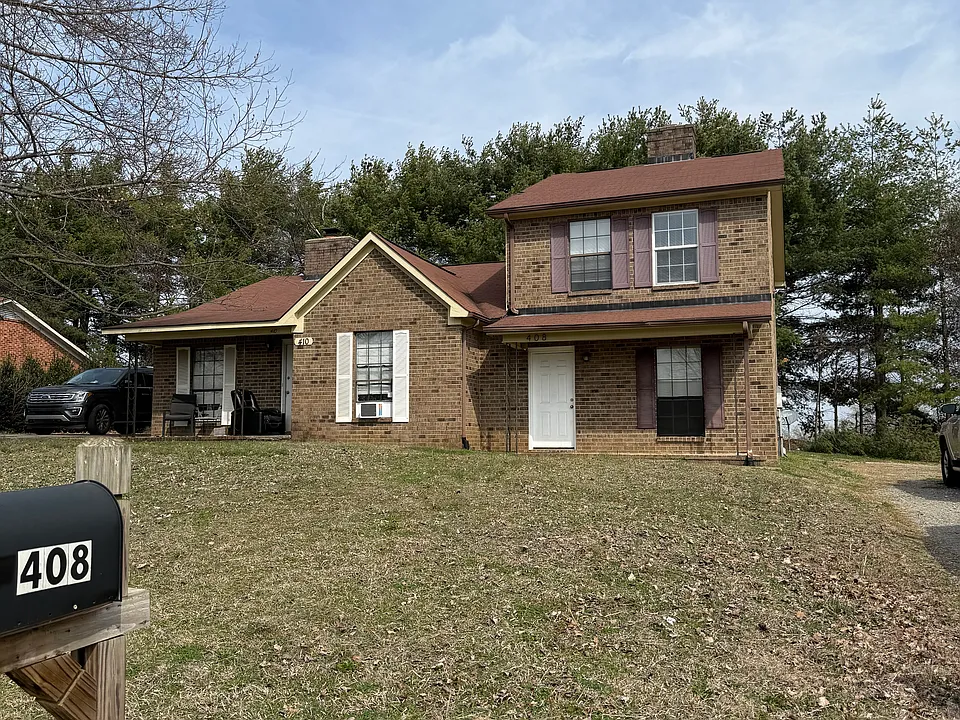 408 Lilly Ln