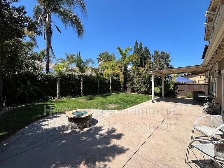11395 Beechnut St — Photo 55