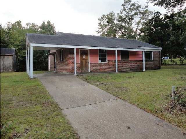 1st image of 401 Elmwood Dr