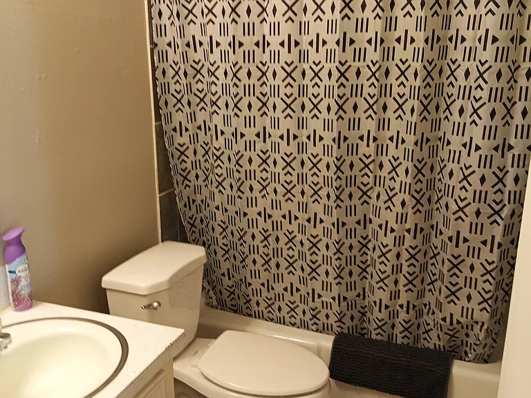 1908 Valley Hill Cir — Photo 14