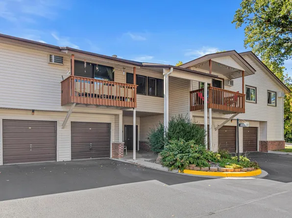 4000 Foss Rd APT 203, Saint Anthony, MN 55421