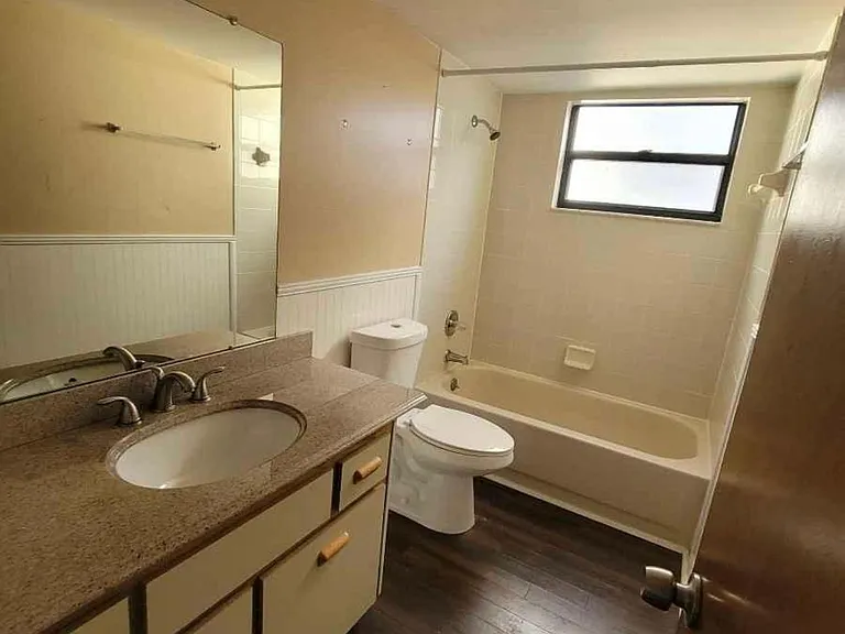 1110 Monticello Ln #2 — Photo 9