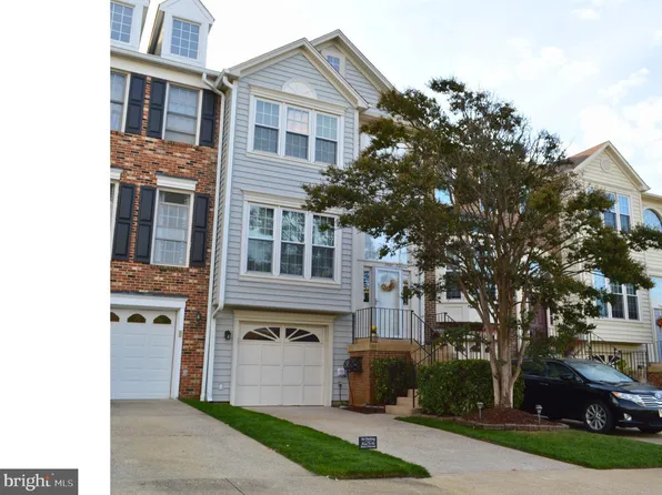 7027 Bentley Mill Pl, Alexandria, VA 22315