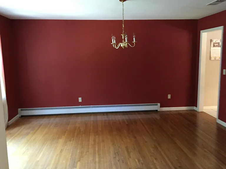 12 Spencer Ct — Photo 5