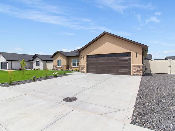2nd image of 962 Quartz Rd
