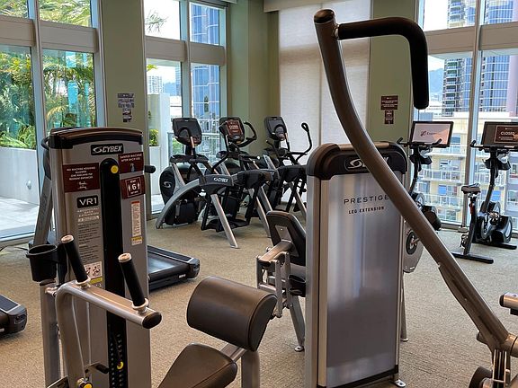 2nd image of 600 Ala Moana Blvd #2303