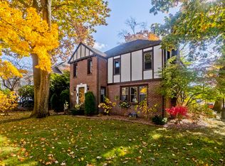 65 Olmsted Dr, Springfield, MA 01108