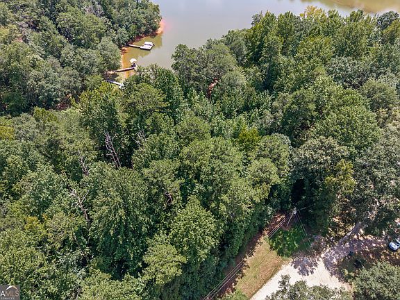 2nd image of 474 Lewis Dr
