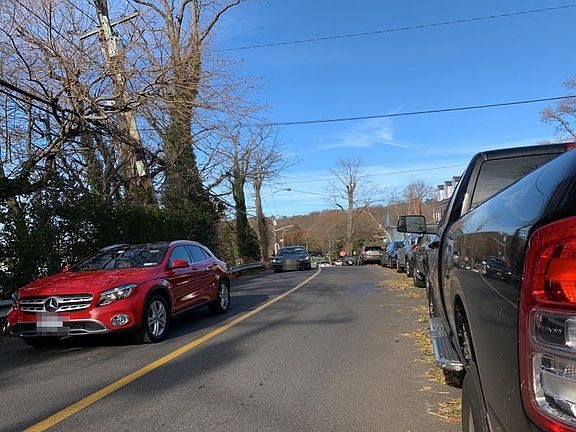 4th image of 149 Woodbine Ave