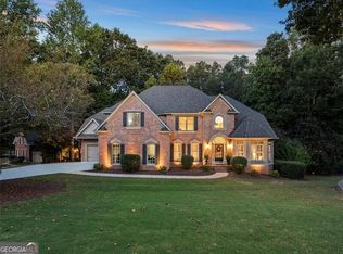 905 Dunster Ct, Alpharetta, GA 30009