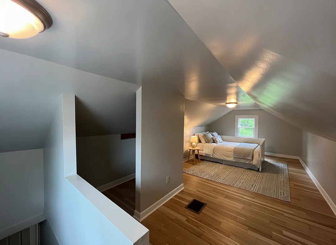 Furnished 3-Bedroom House in Steubenville, OH — Photo 1
