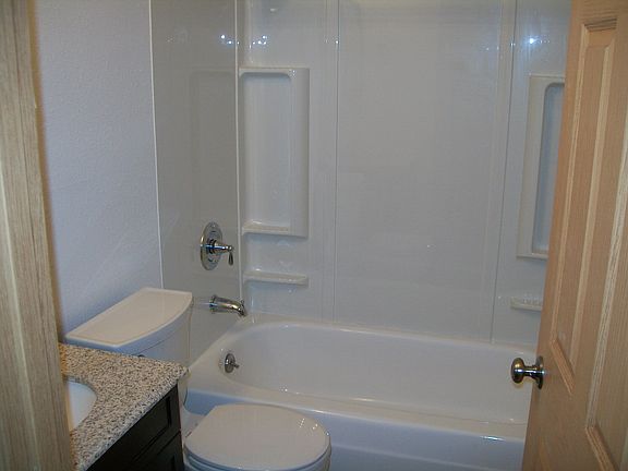 3rd image of 1080 Evergreen St