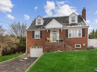 12 Ravine Dr W, Hawthorne, NJ 07506