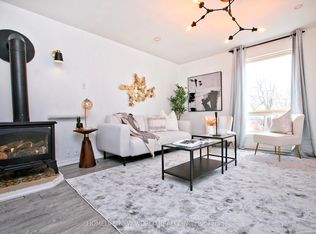 579 Lake Dr S, Georgina, ON