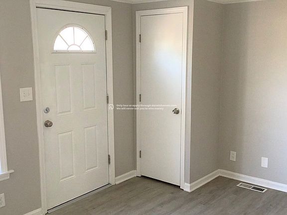 3rd image of 3034 S 9th Ter