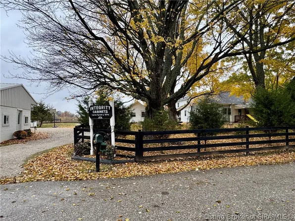 2448 N Leval Ratt Road, Salem, IN 47167