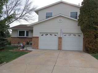 8043 W Plymouth Pl, Littleton, CO 80128