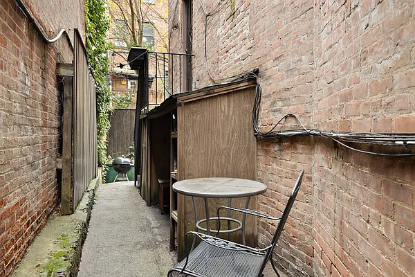 Rented by Corcoran | media 12