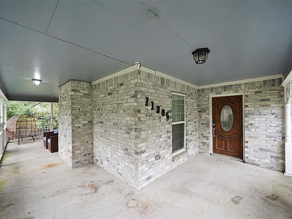 3rd image of 11306 Cedarwood Dr