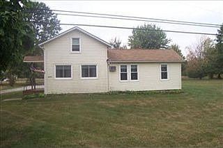5th image of 4219 N Broadway #534