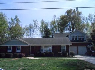132 Vernon Dr, Davidson, NC 28036