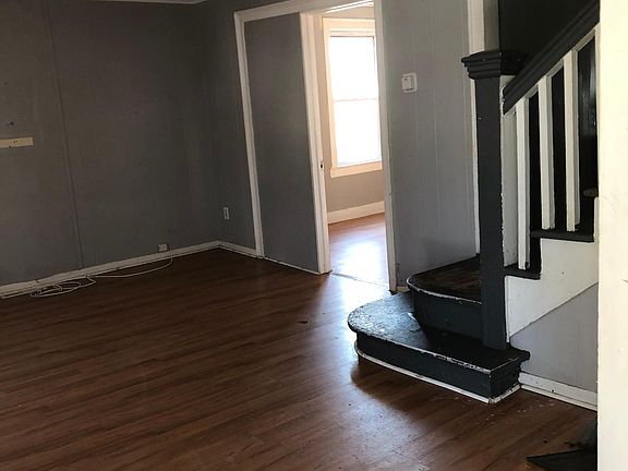 3rd image of 154 Fitch St #1