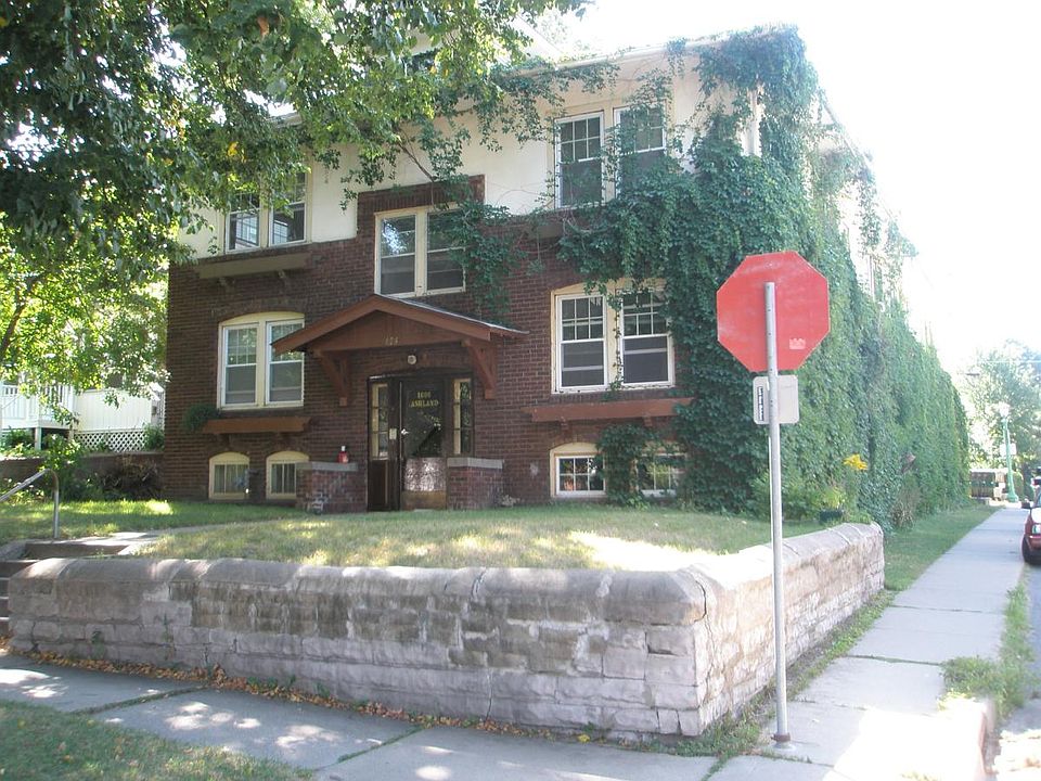 1st image of 1696 Ashland Ave APT 3
