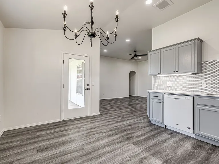 18304 Tambor Dr — Photo 12
