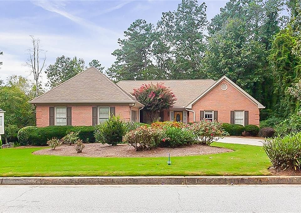 1st image of 2041 Weatherstone Cir SE