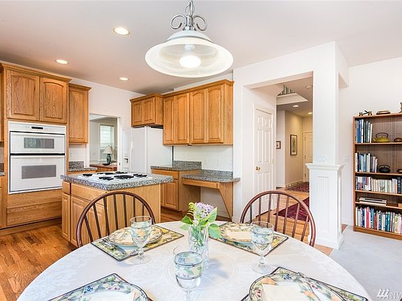 4th image of 614 NW 180th St