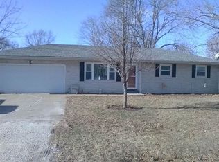 112 E 7th St, Coal Valley, IL