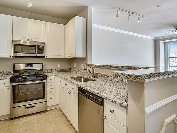4th image of 2765 Centerboro Dr APT 359