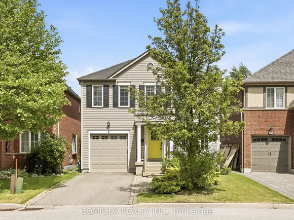2 Armitage Cres, Ajax, ON L1T 4G6