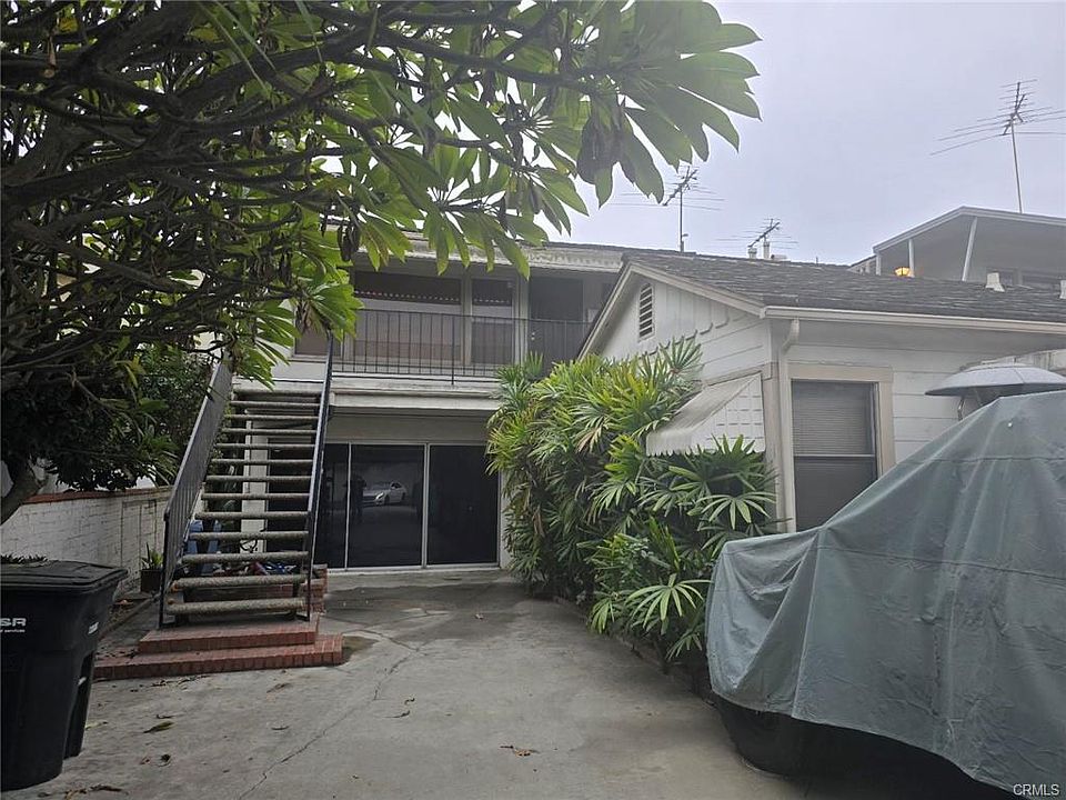 1st image of 9714 Beverly St
