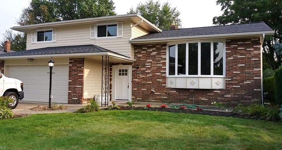 1st image of 21479 Nottingham Dr