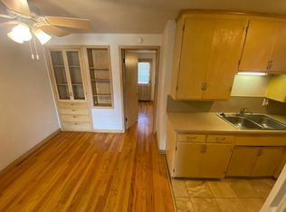 2534 J St, Lincoln, NE 68510