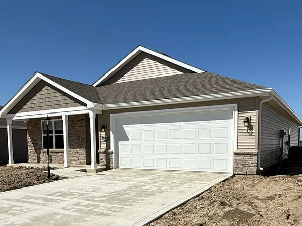12709 Watts Dr, Fort Wayne, IN 46818