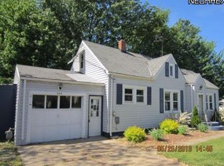 344 Singer Ave, Grand River, OH 44045