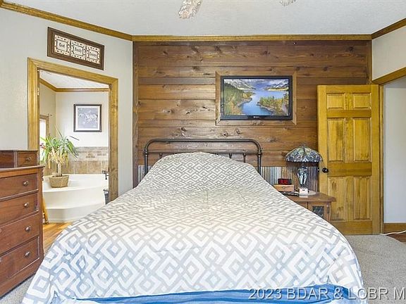 5th image of 32042 Orchard Dr